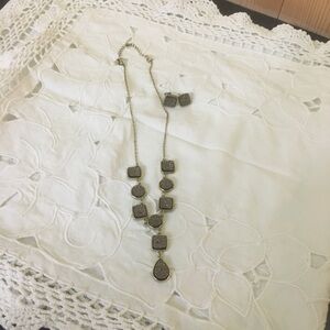 Elegant Gold-Tone Necklace and Earring Set